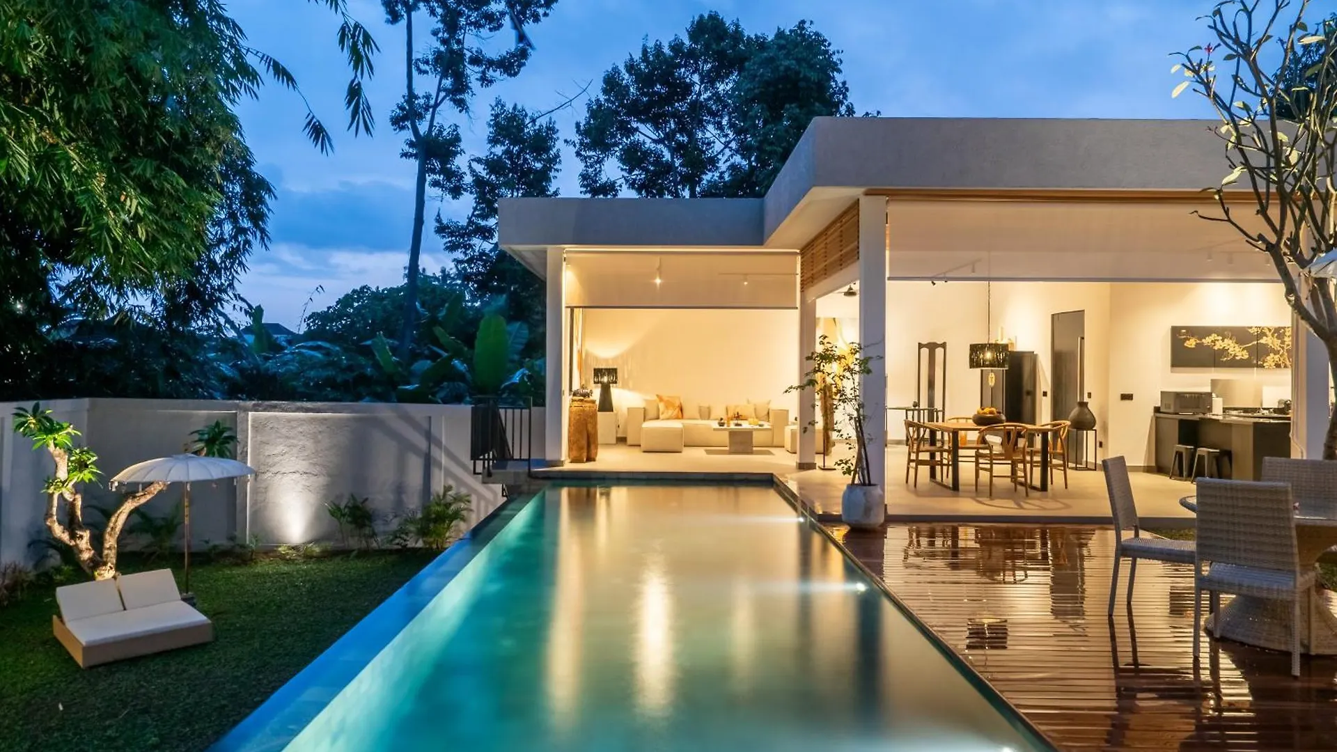 Rouge - Loft Emylia Villa Ubud
